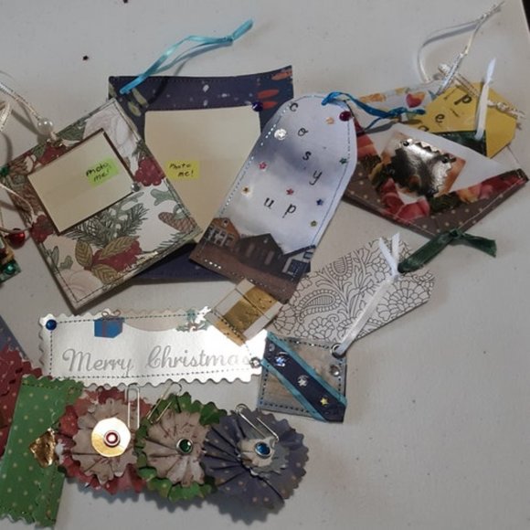 🥂 Christmas Journal with Handcrafted Decorations - Merry and Bright 🥰 - Picture 12 of 12